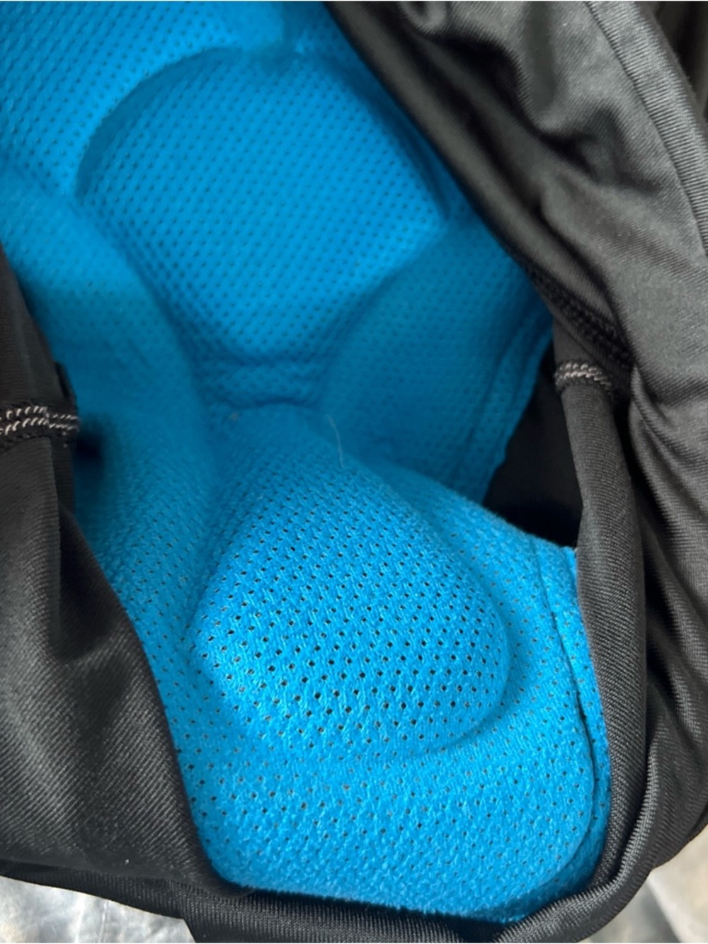 Pearl Izumi Blue Short Sleeve Jersey with Black Padded Cycling Shorts - Picture 7 of 8